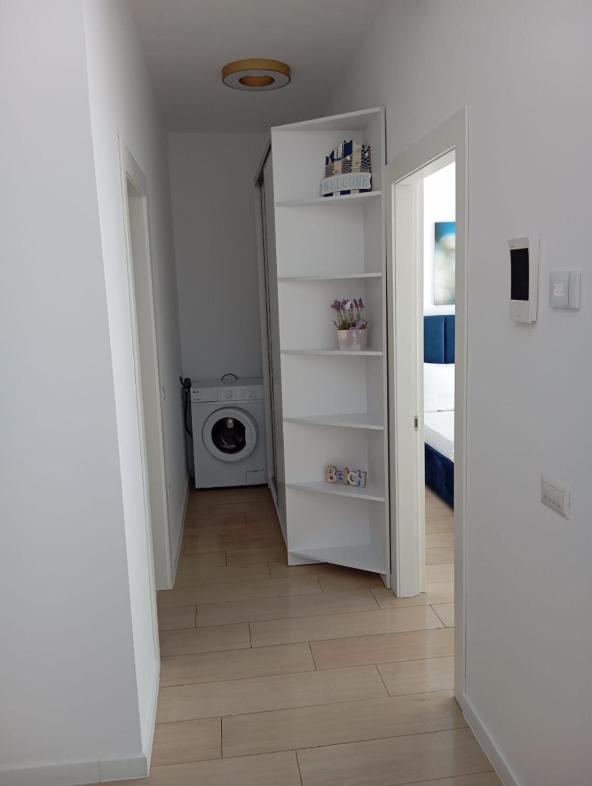 On Hotel de apartamente Mamaia